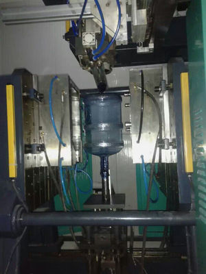 Πλαστική φυσώντας μηχανή lb82-PC αβ για τα μπουκάλια νερό 5 το γαλόνι 20l