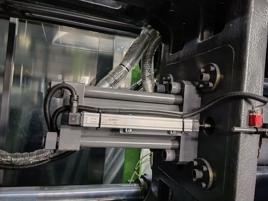 Μηχανή ψεκασμού πλαστικών με ένεση 160Mpa