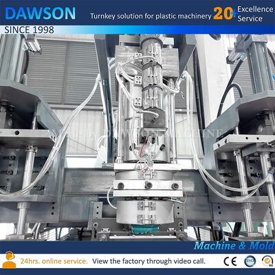 Μηχανή χύτευσης με εμφύσηση εξώθησης εξόδου 130 Kg ανά ώρα για HDPE 5L Jerrycan Υψηλής ταχύτητας πλαστικής κατασκευής