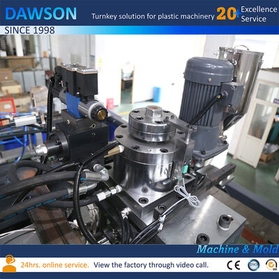138kw Στροφή Θέρμανση Δύναμη 5L 10L Jerry Can HDPE Blow Molding Διπλό Σταθμό Έκταξη Blow Molding Machine Σκηνοθεσία ανοίγματος 250600mm