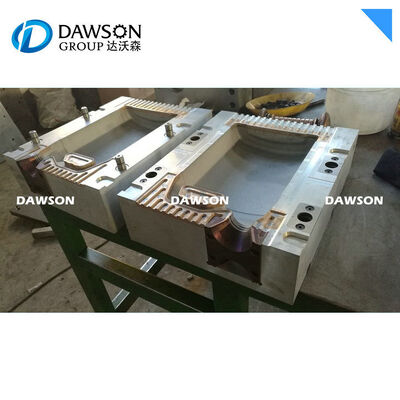 Δύναμη θέρμανσης με βίδα 6kw Μηχανή χύτευσης με εξώθηση για HDPE PP Jerry Can Milk Bottle Lubricant 5L Κατανάλωση αέρα 0.6